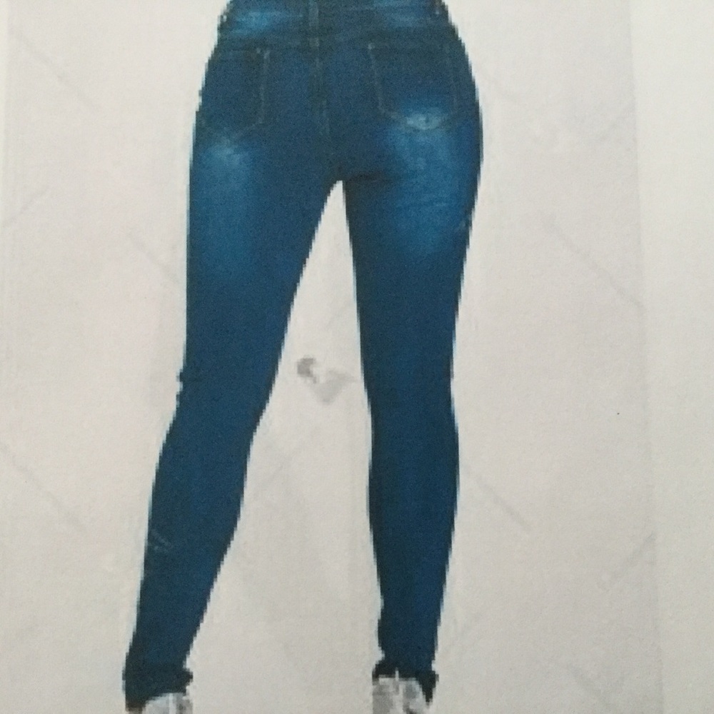 High Waisted Fitted Destroyed Jeans - Picture 3 of 6